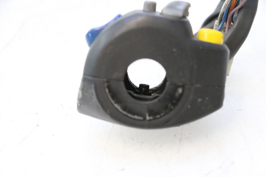 photo de LINKS SCHALTER PEUGEOT SPEEDFIGHT 2 AC 50 (2000 - 2009) - Zoom auf Gebrauchszustand