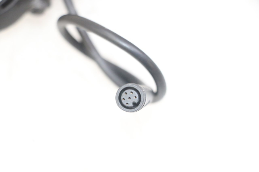 photo de LINKS KOMMUTATOR NAMI STELLAR 1 - Zoom auf Gebrauchszustand