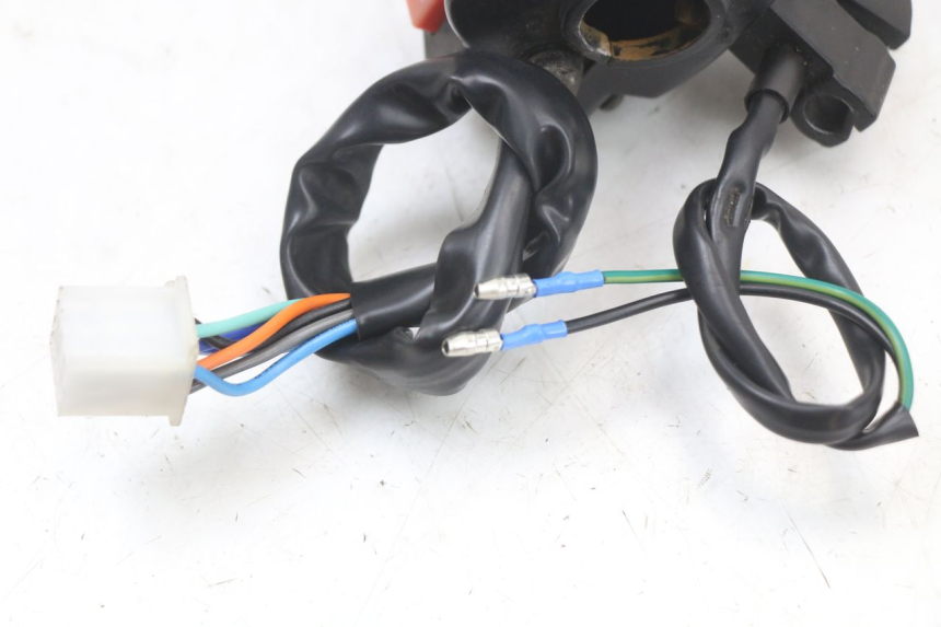 photo de Linker Lenkerhebel VASTRO STREET X 4T 50 (2016 - 2021) - Details der Befestigungspunkte