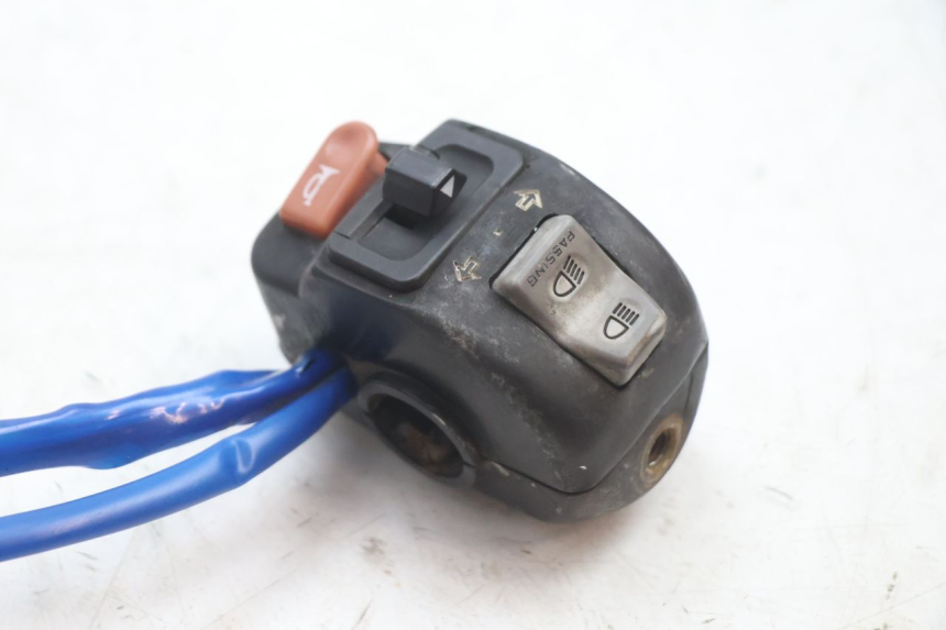 photo de LINKS SCHALTER KYMCO SUPER 8 2T 50 (2007 - 2013) - Technische Nahaufnahme