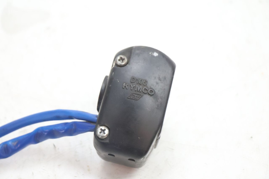photo de LINKS SCHALTER KYMCO SUPER 8 2T 50 (2007 - 2013) - Details der Befestigungspunkte