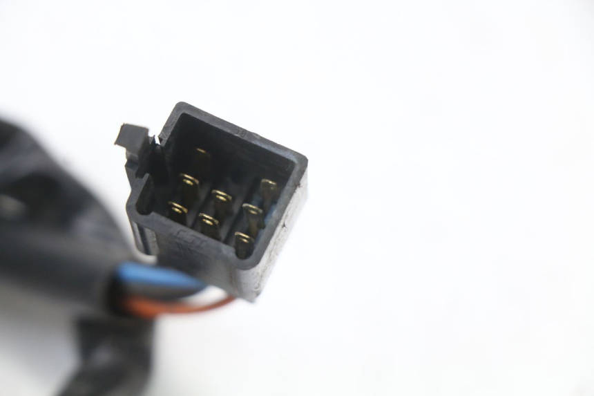 photo de LINKS SCHALTER KYMCO SUPER 8 4T 50 (2021 - 2024) - Details der Befestigungspunkte