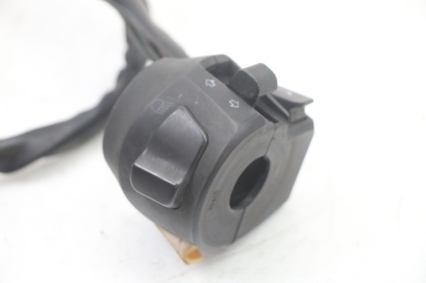 photo de LINKS SCHALTER SUZUKI BURGMAN 125 (2018 - 2021) - Alternative Perspektive