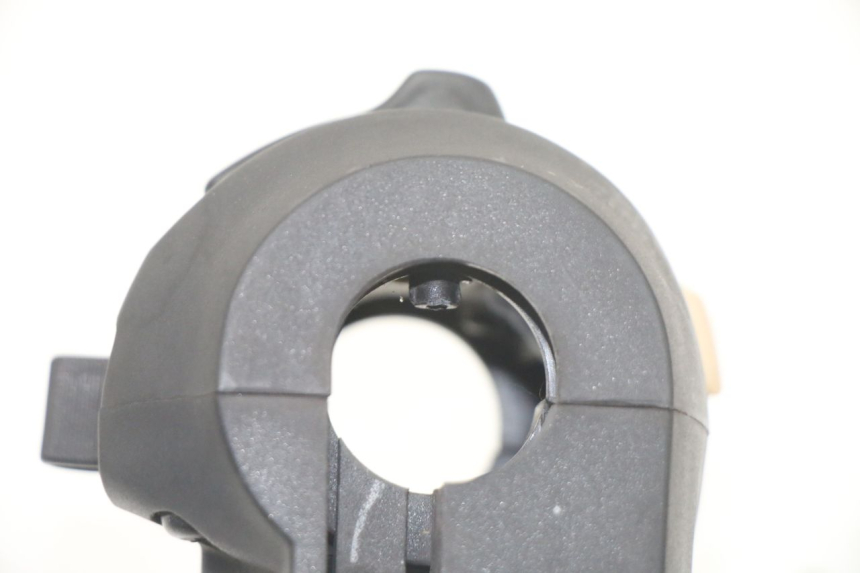 photo de LINKS SCHALTER SUZUKI BURGMAN 125 (2018 - 2021) - Oberflächenzustand und Material