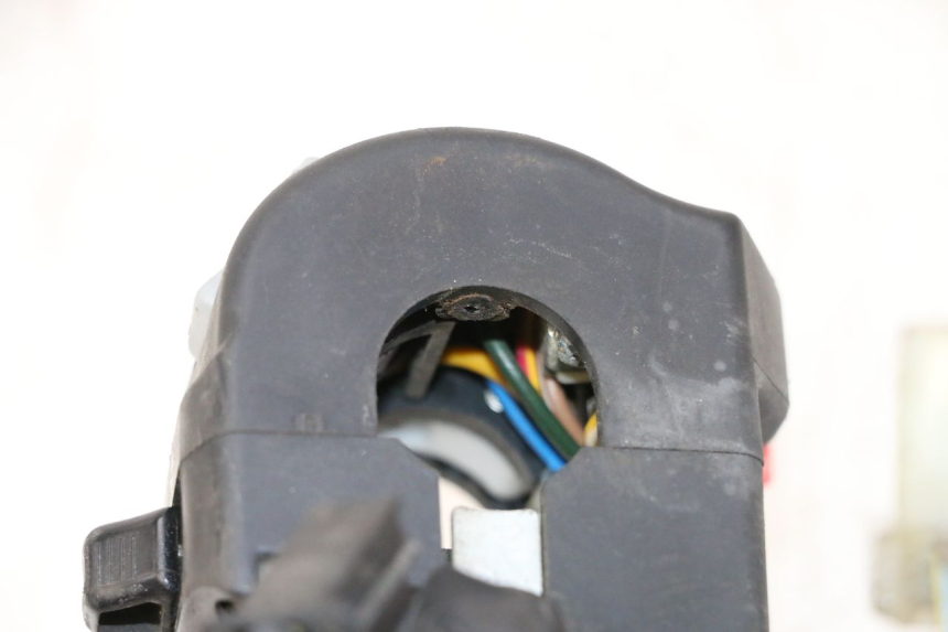 photo de LINKER LENKER YAMAHA TDM ABS 900 (2002 - 2014) - Zoom auf Gebrauchszustand