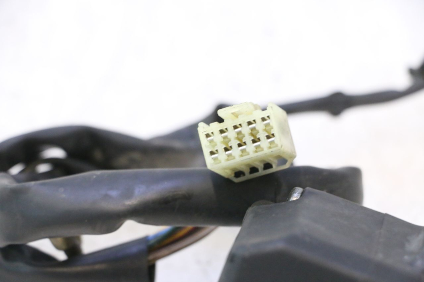 photo de LINKS SCHALTER YAMAHA TDM ABS 900 (2002 - 2014) - Technische Nahaufnahme