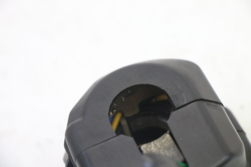 photo de LINKS SCHALTER YAMAHA TDR DELTABOX 125 (1997 - 2003) - Details der Befestigungspunkte