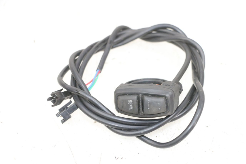 photo de LINKS SCHALTER DUALTRON VICTOR LIMITED 1 - Hauptansicht