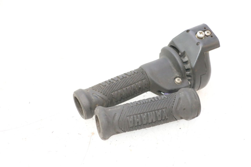 photo de LINKS SCHALTER YAMAHA WAVE RUNNER GP R 1200 (2000 - 2003) - Alternative Perspektive