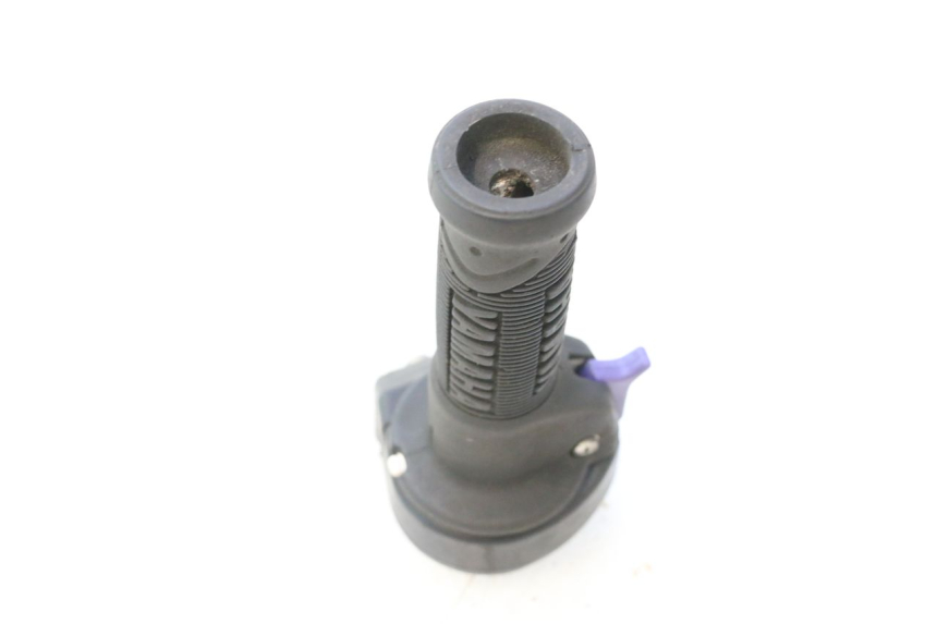 photo de LINKS SCHALTER YAMAHA WAVE RUNNER GP R 1200 (2000 - 2003) - Technische Nahaufnahme