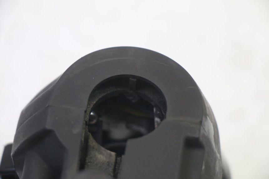 photo de LINKER LENKER YAMAHA X-MAX XMAX 125 (2010 - 2013) - Oberflächenzustand und Material