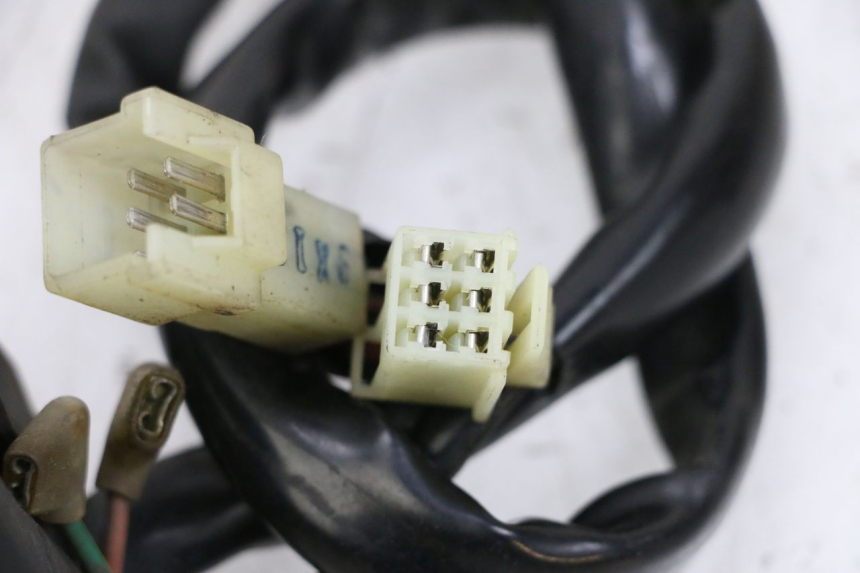 photo de LINKER LENKER YAMAHA X-MAX XMAX 125 (2010 - 2013) - Details der Befestigungspunkte