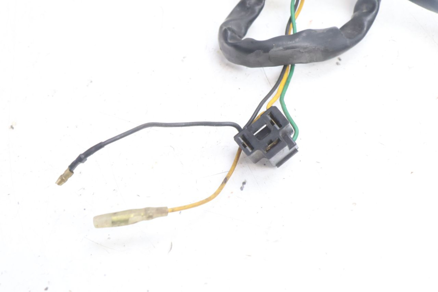 photo de LINKS SCHALTER YAMAHA XJR 1300 (1998 - 2002) - Oberflächenzustand und Material