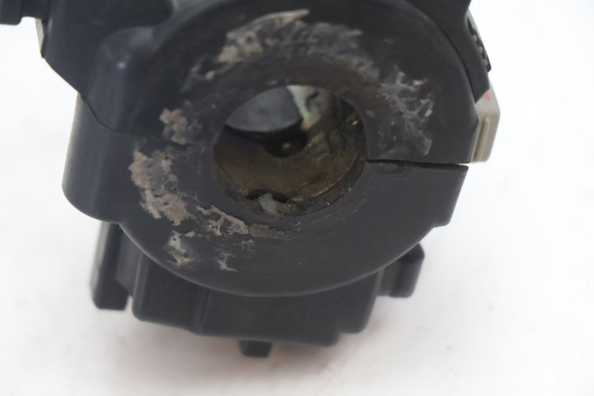 photo de LINKS SCHALTER HONDA XRV AFRICA TWIN 750 (1990 - 1992) - Details der Befestigungspunkte