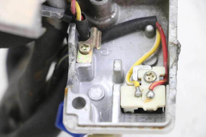 photo de LINKS SCHALTER YAMAHA XVS DRAG STAR DRAGSTAR 650 (1997 - 2007) - Detailansicht des Bauteils