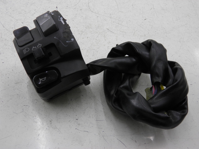 photo de LINKS SCHALTER YAMAHA FJR 1300 (2004 - 2005) - Hauptansicht