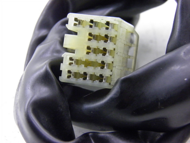 photo de LINKS SCHALTER YAMAHA FJR 1300 (2004 - 2005) - Zoom auf Gebrauchszustand