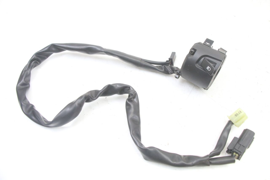 photo de LINKS SCHALTER YAMAHA TRACER 7 700 (2020 - 2024) - Alternative Perspektive