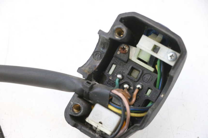 photo de LINKER LENKER YAMAHA YP MAJESTY 125 (1998 - 2001) - Alternative Perspektive