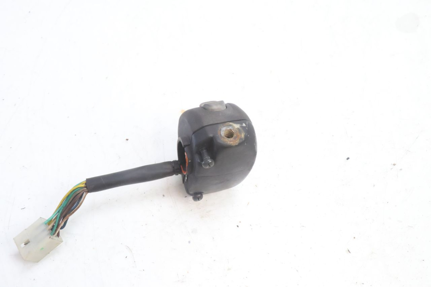 photo de LINKS SCHALTER YAMAHA YP MAJESTY 125 (2007 - 2010) - Detailansicht des Bauteils
