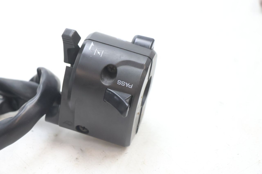 photo de LINKS SCHALTER KAWASAKI ZX-6R ZX6R 600 (2000 - 2002) - Alternative Perspektive
