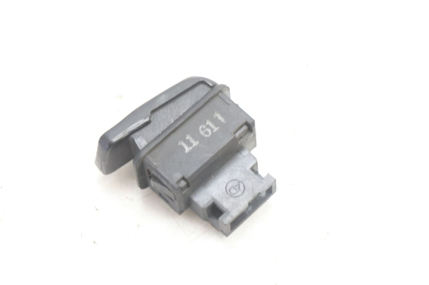 photo de HUPE SCHALTER PIAGGIO LIBERTY IGET 4T 50 (2021 - 2025) - Zoom auf Gebrauchszustand