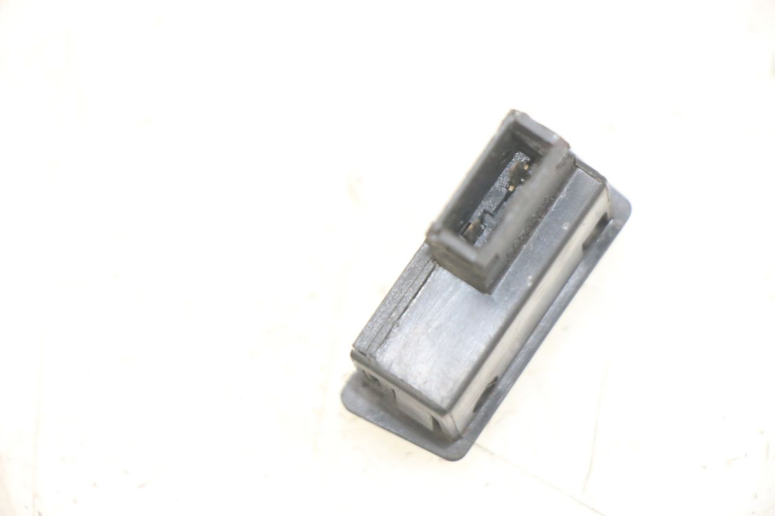 photo de HUPE SCHALTER PEUGEOT TWEET 4T 50 (2014 - 2019) - Detailansicht des Bauteils