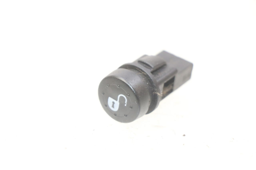 photo de COMMODO PIAGGIO LIBERTY IGET 4T 50 (2015 - 2020) - Detailansicht des Bauteils