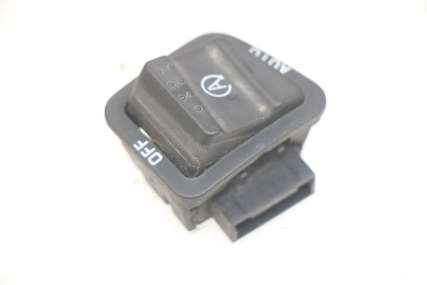 photo de COMMODO PIAGGIO MEDLEY 125 (2016 - 2023) - Details der Befestigungspunkte