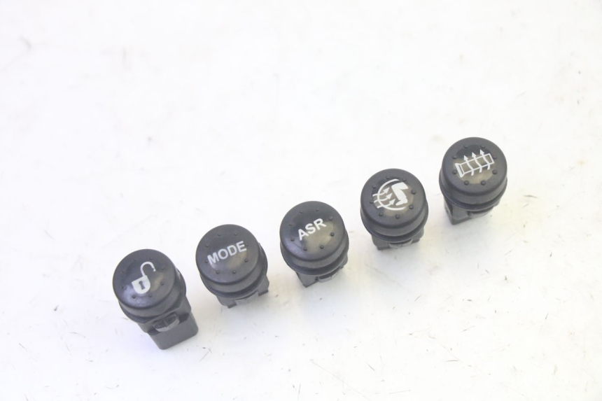 photo de SCHALTER PIAGGIO MP3 HPE 350 (2018 - 2020) - Hauptansicht