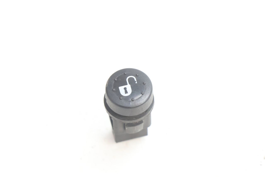 photo de SITZBANK-ENTRIEGELUNGSSCHALTER PIAGGIO LIBERTY IGET 4T 50 (2021 - 2025) - Hauptansicht