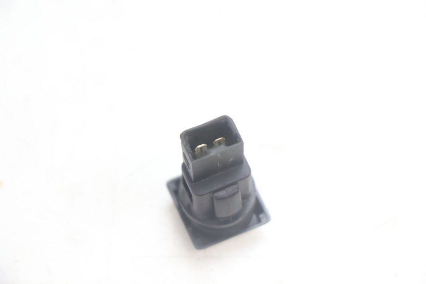 photo de SITZBANK-ENTRIEGELUNGSSCHALTER PIAGGIO MP3 HPE 530 (2022 - 2026) - Alternative Perspektive