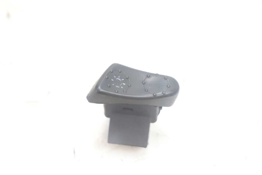 photo de LICHT SCHALTER PIAGGIO LIBERTY 50 (1998 - 2003) - Hauptansicht