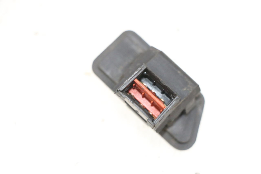 photo de LICHTSCHALTER SYM ORBIT 2 4T 50 (2008 - 2017) - Detailansicht des Bauteils