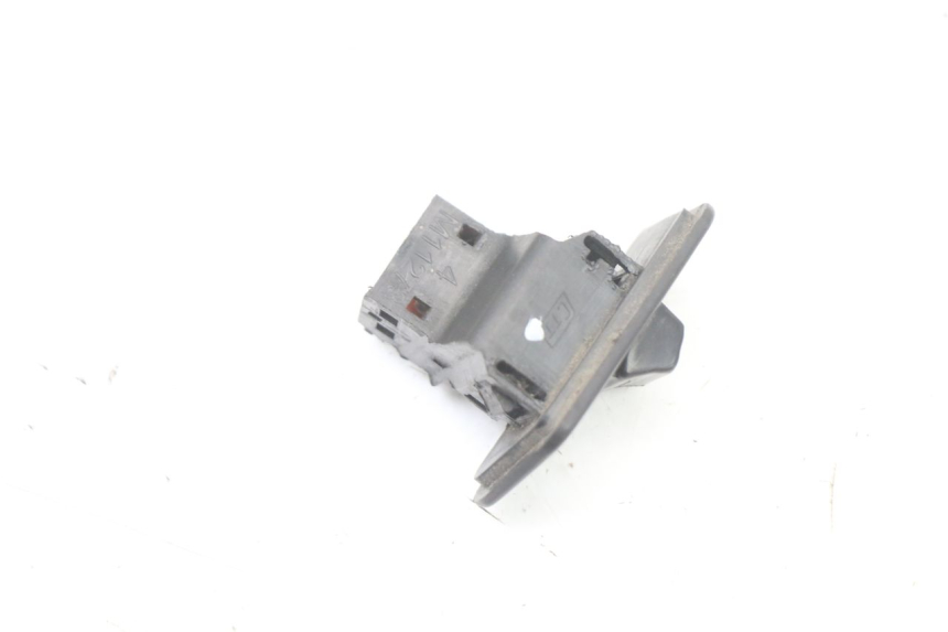 photo de LICHTSCHALTER SYM ORBIT 2 4T 50 (2008 - 2017) - Detailansicht des Bauteils