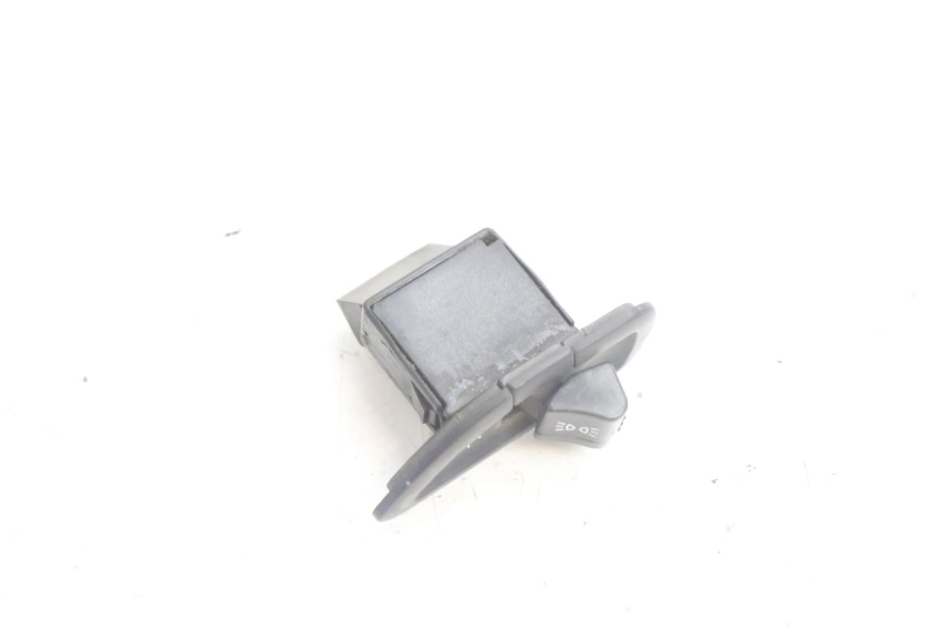 photo de LICHT SCHALTER PIAGGIO X9 AMALFI 180 (2000 - 2003) - Detailansicht des Bauteils