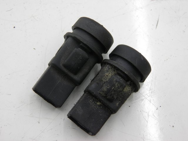 photo de SCHALTER PIAGGIO X9 EVOLUTION 125 (2003 - 2007) - Detailansicht des Bauteils