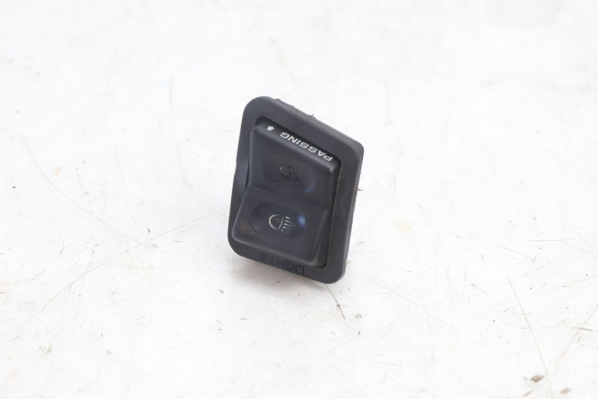 photo de LICHTSCHALTER HONDA FES PANTHEON 2T 125 (1998 - 2002) - Hauptansicht
