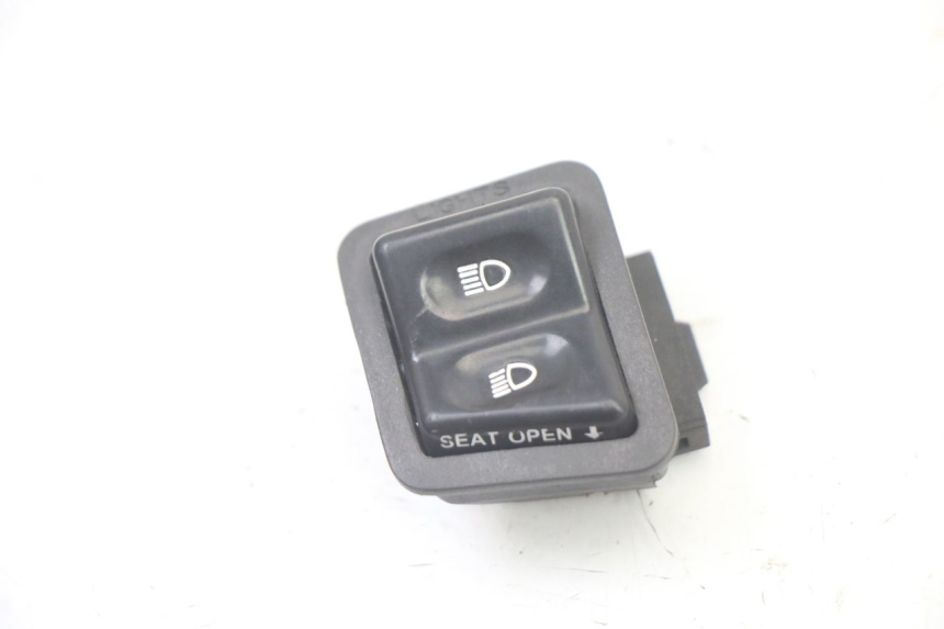 photo de ABBLENDLICHT SCHALTER  SYM FIDDLE 125 (2008 - 2010) - Hauptansicht