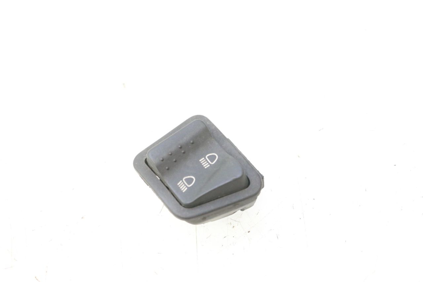photo de LICHTSCHALTER PIAGGIO FLY 2T 50 (2004 - 2017) - Hauptansicht