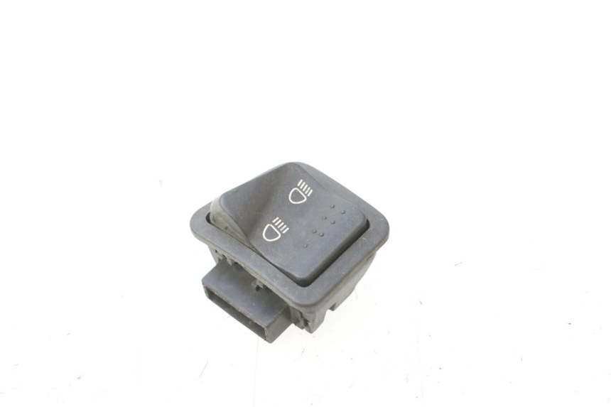 photo de LICHTSCHALTER PIAGGIO FLY 2T 50 (2004 - 2017) - Detailansicht des Bauteils