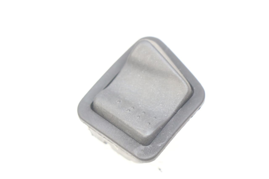 photo de LICHTSCHALTER PIAGGIO FLY 100 (2006 - 2010) - Hauptansicht