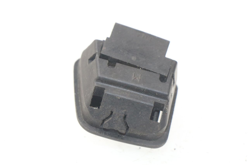 photo de LICHTSCHALTER PIAGGIO LIBERTY 4T 50 (2004 - 2008) - Detailansicht des Bauteils