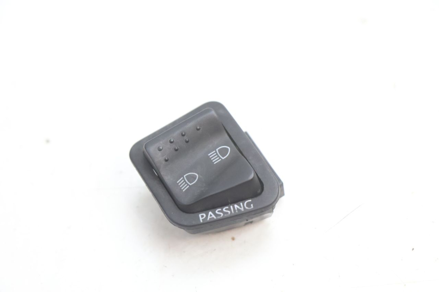 photo de ABBLENDLICHT SCHALTER  PIAGGIO MP3 LT 400 (2007 - 2012) - Hauptansicht