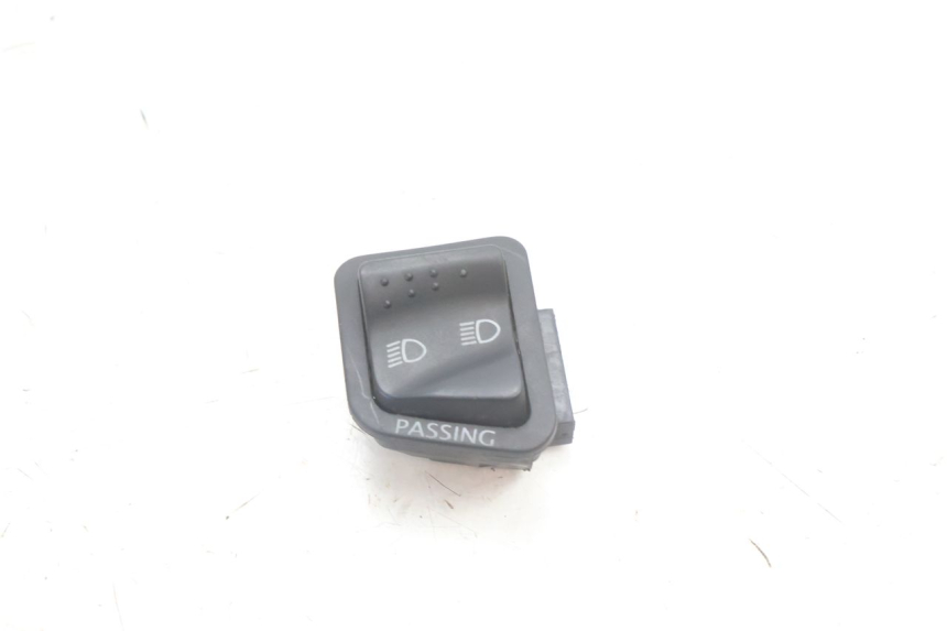 photo de ABBLENDLICHT SCHALTER  PIAGGIO MP3 500 (2016 - 2018) - Hauptansicht