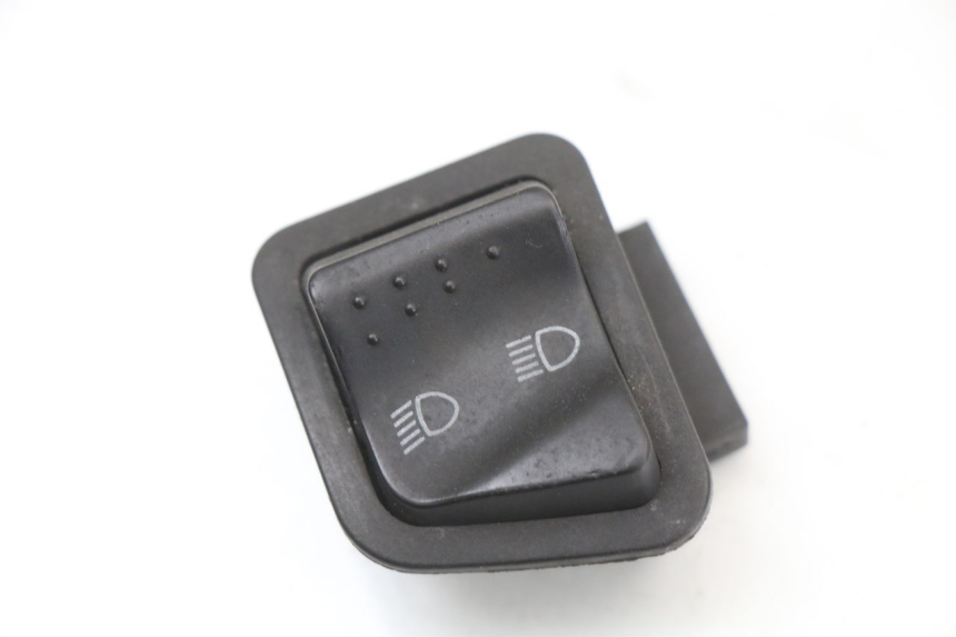 photo de LICHTSCHALTER PIAGGIO NEW TYPHOON 50 (2018 - 2021) - Hauptansicht