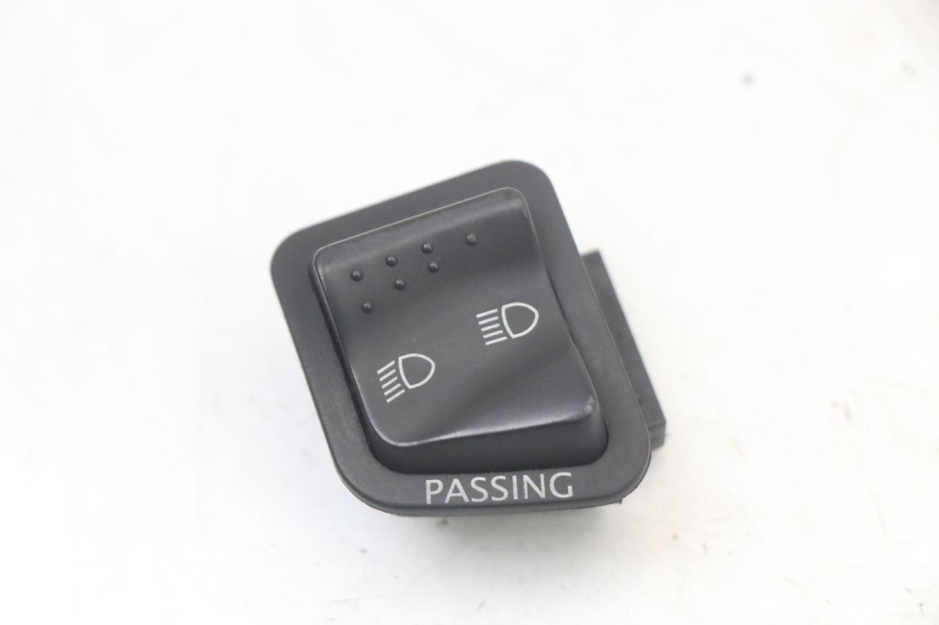 photo de ABBLENDLICHT SCHALTER  PIAGGIO LIBERTY IGET 4T 50 (2021 - 2025) - Hauptansicht