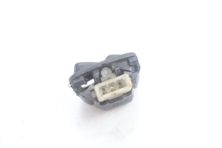 photo de LICHTSCHALTER HONDA SCV LEAD 100 (2003 - 2007) - Zoom auf Gebrauchszustand
