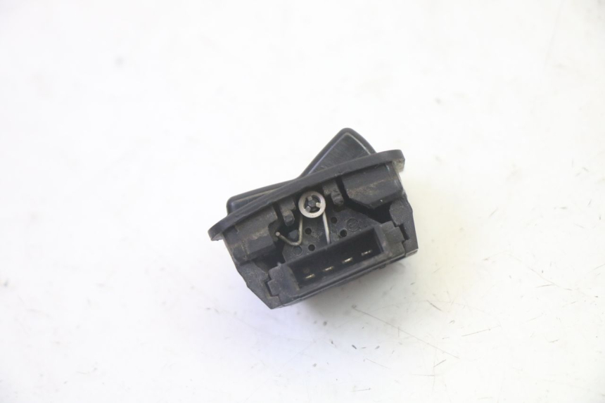 photo de ABBLENDLICHT SCHALTER  PEUGEOT TWEET PRO CARGO 50 (2018 - 2022) - Zoom auf Gebrauchszustand