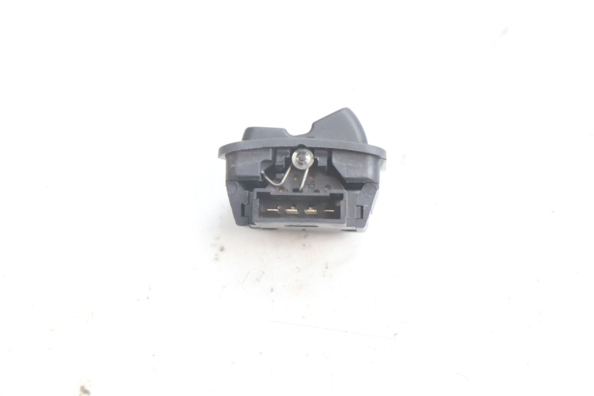 photo de LICHTSCHALTER PIAGGIO X9 EVOLUTION 125 (2003 - 2007) - Zoom auf Gebrauchszustand